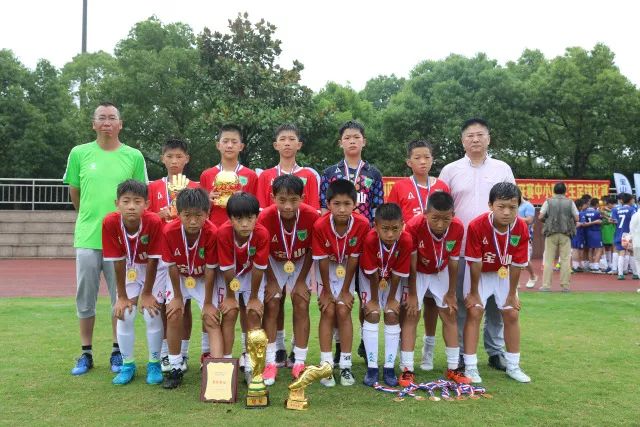 德泽尔比：虽未取胜，但我们在努力争胜中保持信心与冷静